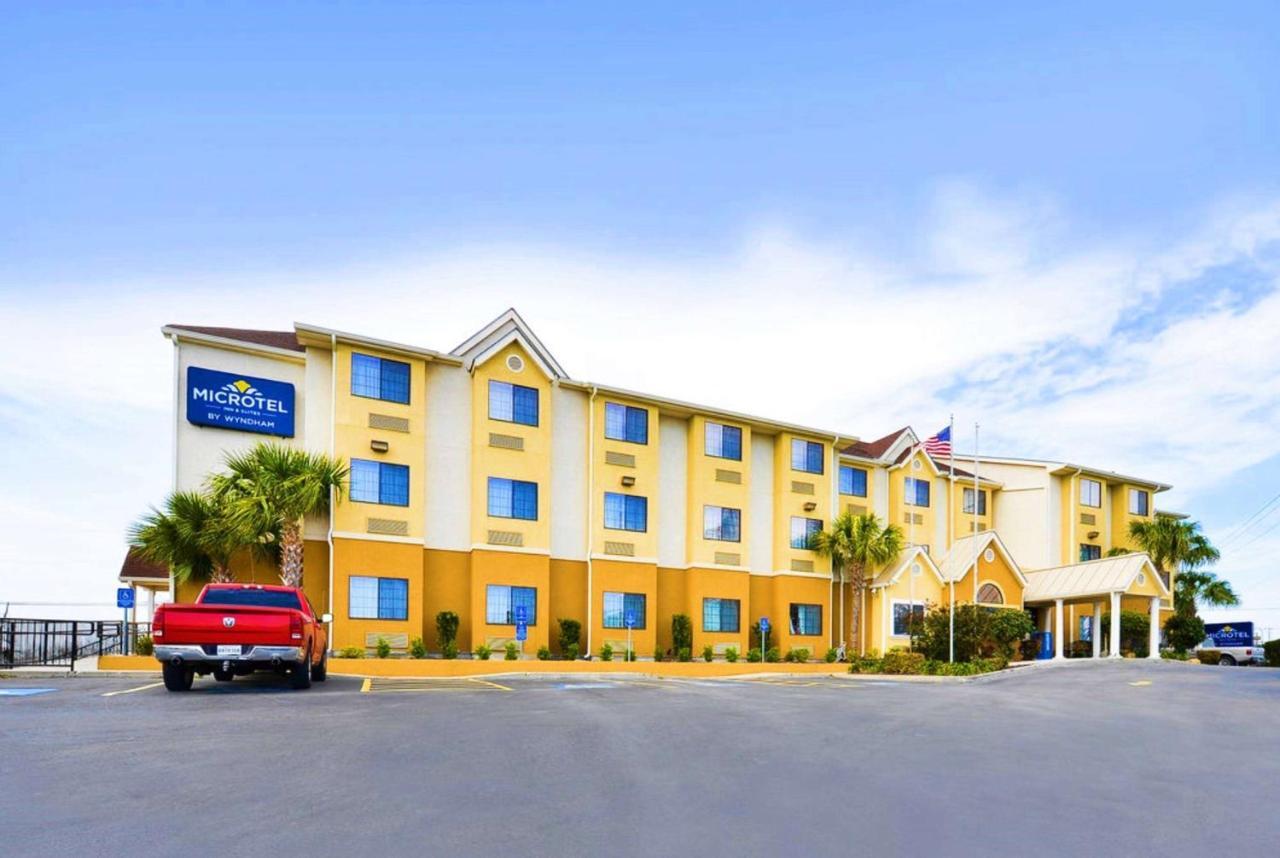 Microtel Inn & Suites By Wyndham New Braunfels I-35 Экстерьер фото